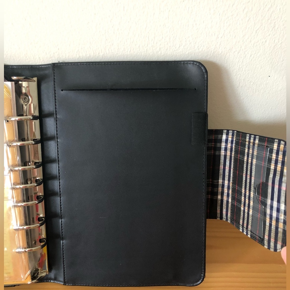 Franklin Covey Black Organizer Magnetic Close  7-Ring Refillable Pocket Cards - Picture 5 of 8